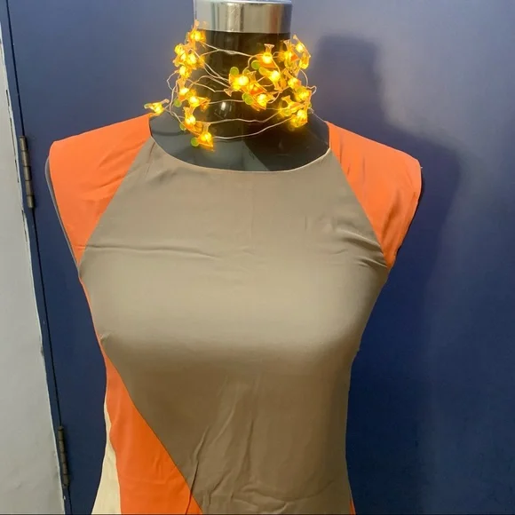 🌟 “FRENCH CONNECTION” satin dress in pastel colours with Lining Inside. - Picture 10 of 13